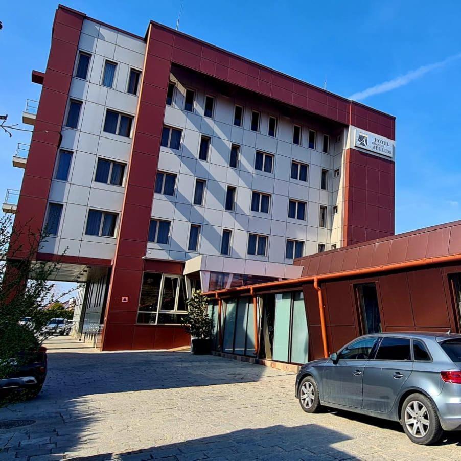 Hotel Grandis Apulum Mioveni Zewnętrze zdjęcie